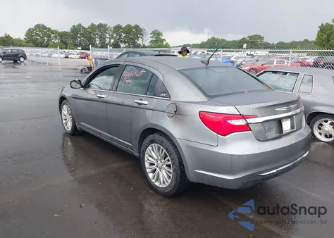 2012 Chrysler 200 Limited из США, поврежденный, VIN 1C3CCBCB9CN303559